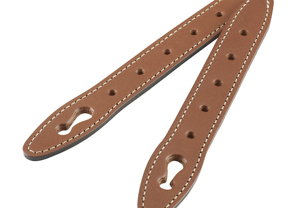 Hadley_Front_Straps TAN CLOSE UP